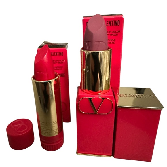 Valentino Lipsticks bundle Matte Blushing Nude 112R/Refill Satin Red 204R Pouch - Picture 2 of 16